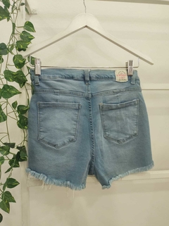 Imagen de Short de jean Deshilachado