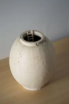 Vasija Moon - Escondite - STUDIO CUPLA