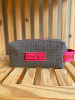 Porta Tubo / Gris con Fucsia
