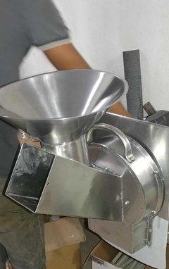 Raladora de Mandioca/Macaxeira Super Plus Prismainox 
