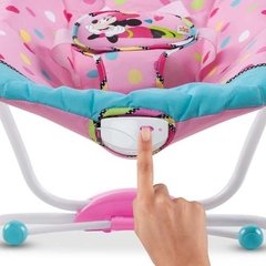 Mecedora Vibradora Bebe Disney Minnie Bright Starts 10360