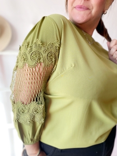 Blusa Poly