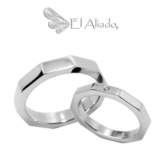 1369. Argollas de matrimonio poligonales en titanio. en internet