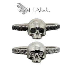 1423. Anillo Calavera en plata.