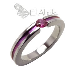 825. Anillo Technolover en Titanio con canal.