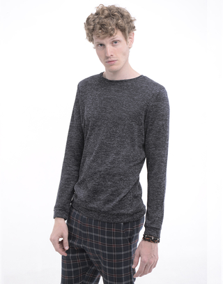Sweater Moody
