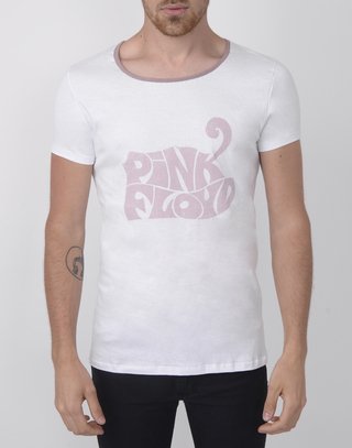 Remera Pink en internet