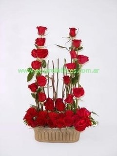 Arreglo con rosas - comprar online