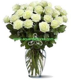 Florero con rosas - comprar online