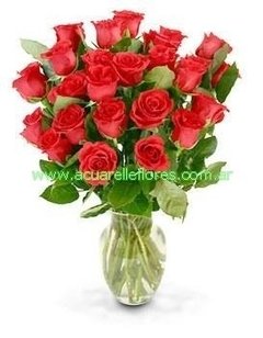 Florero con rosas en internet