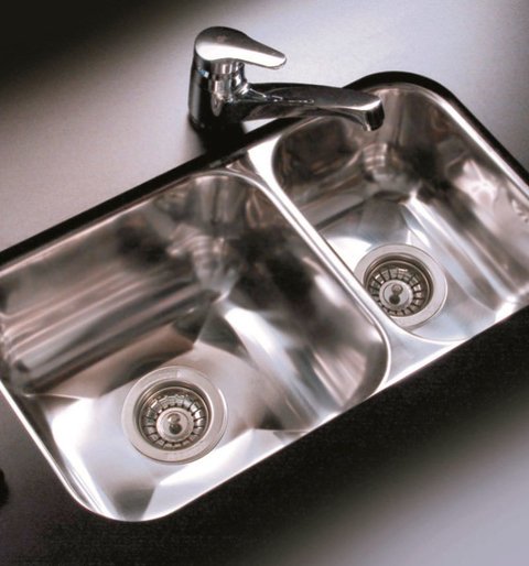 PILETA DOBLE R37 JOHNSON 63,3X34X15CM ACERO INOX 304