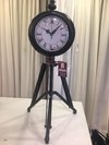 Reloj Trípode Metal Numeros Romanos 44 cm