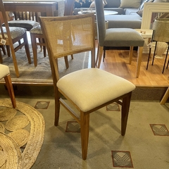 Silla en Petiribi Tapizada Panne Natural Respaldo Esterilla