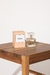 Perfume. Fragancia amaderada con notas frutales y rosas. Clara Ibarguren