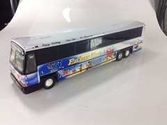 Peter Pan Birthday Bus - Corgi 1/50 - buy online