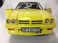 Opel Manta GT E - Revell 1/18 - comprar online