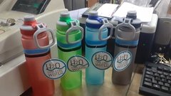 Botellas de hidratacion plasticas