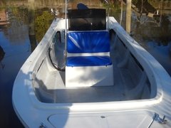 Lancha truker Virgin Marine 6.20 con Yamaha 60 hp 2014 - comprar online