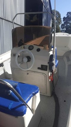 Lancha truker Virgin Marine 6.20 con Yamaha 60 hp 2014 en internet