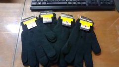 Guantes de lana tejidos