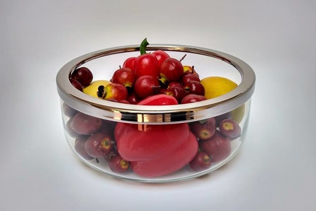 ENSALADERA DE CRISTAL CON ARO DE ACERO en internet