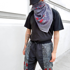 "FAMILIA" - maxi pañuelo - comprar online
