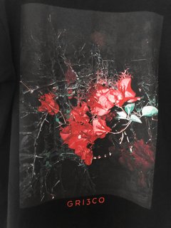 Remera estampada "4" en internet
