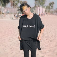 Remera -BAD MOOD- Nicole Ruggiero + GRI3CO - comprar online