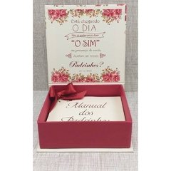 Caixa 12x12x4 Personalizada com manual de padrinhos na internet