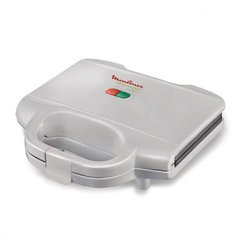 SANDWICHERA MOULINEX. 700 watts, placas antiadherentes, capacidad 2 sandw., luz piloto -