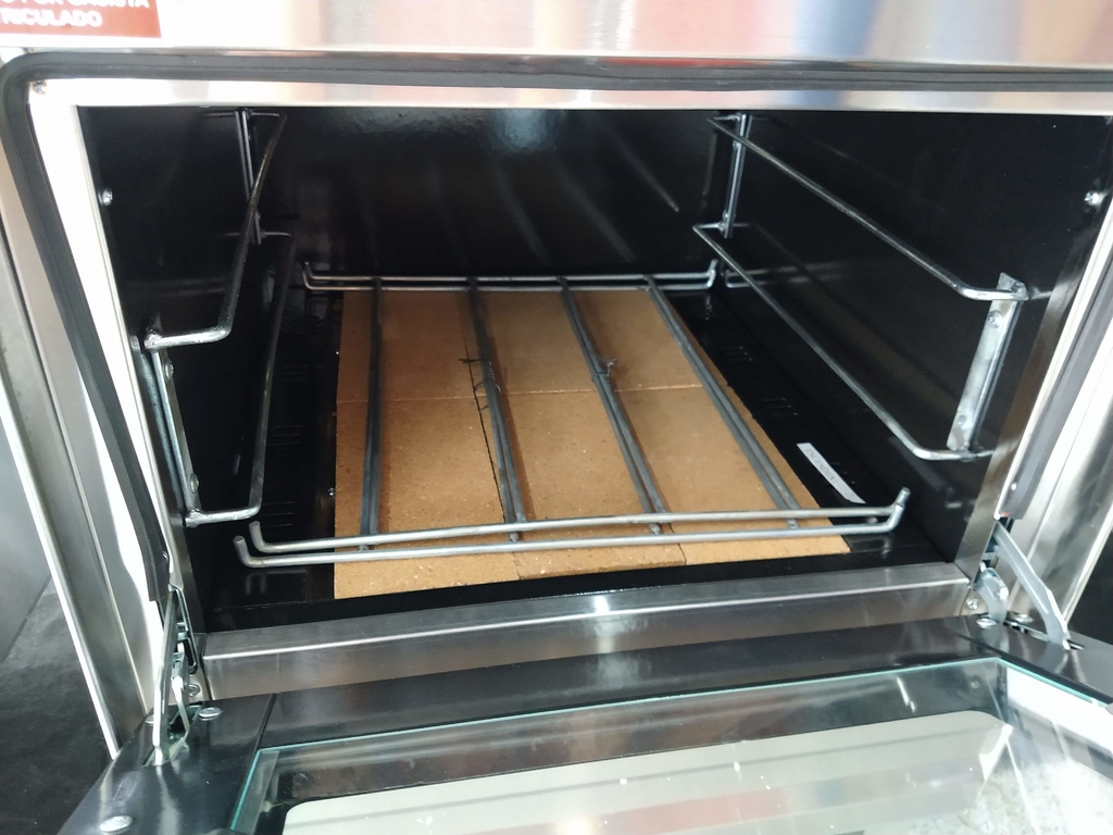 Cocina 2h Industrial 4 Hornallas con Horno Rovesco Tapa Vidrio