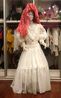 Dama antigua (66)