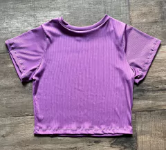 REMERA AMAR