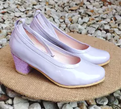 Mod. Uma - Eco Charol Lila - Talles 33 al 40