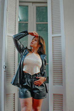Short Engomado con Pasacinto