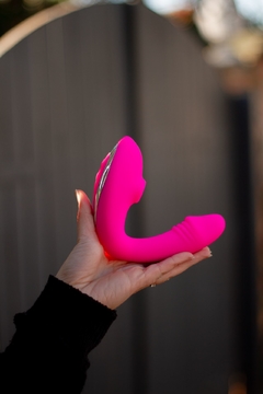VIBRADOR VASANA COM SUGADOR PONTO G