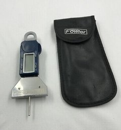 MEDIDOR DIGITAL DE PROFUNDIDAD DE CUBIERTAS FOWLER - AYR Tools