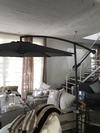 PARASOL EXCÉNTRICO NEGRO - comprar online
