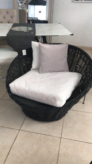 SILLON GHOST FIBRA NATURAL EN NEGRO