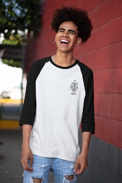 Camiseta “Asuntos Pendientes” Ranglan