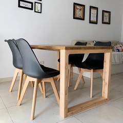 MESA DE COMEDOR LAUREL