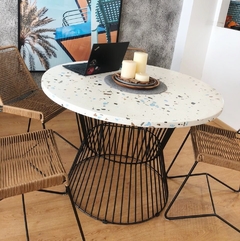 MESA DE COMEDOR TERRAZO