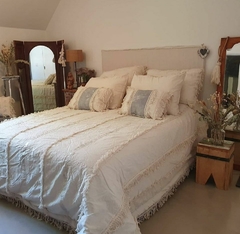 Acolchado Willow Silver (Rayas plata finas, despeluche y flecos) - Bazar Chic
