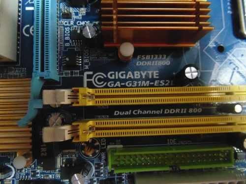 Placa Mae P Pc Desktop 775 Ddr2 Gigabyte Ga G31m Es2l