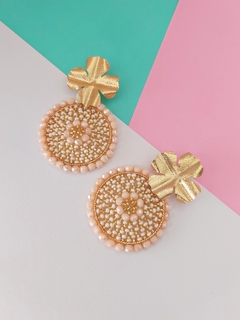 ARETES BEIGE DORADO