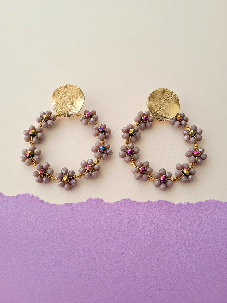 ARETES FLORES LILA - Comprar en Grapeaccesorios