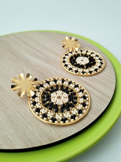 MAXI - ARETES NEGROS BEIGE