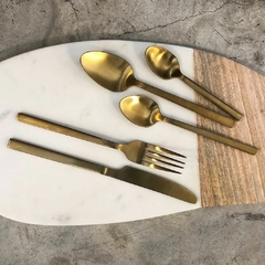 Cuchara de Mesa en internet