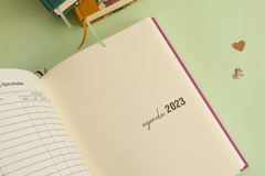 Agenda 2023 Horizontal Gris - Cuadernos Grigio