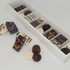 Imagen de Premium Box con 52 piezas de chocolate